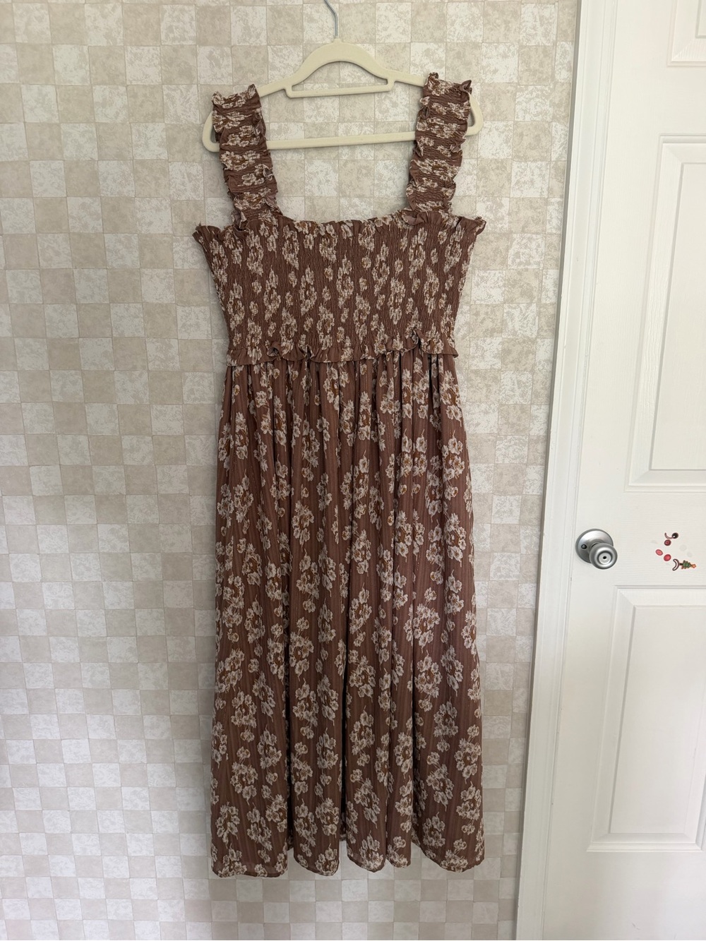 Altar’d State Mocha Ania Floral Smocked Maxi Dress Metallic Thread Like New - Picture 2 of 5